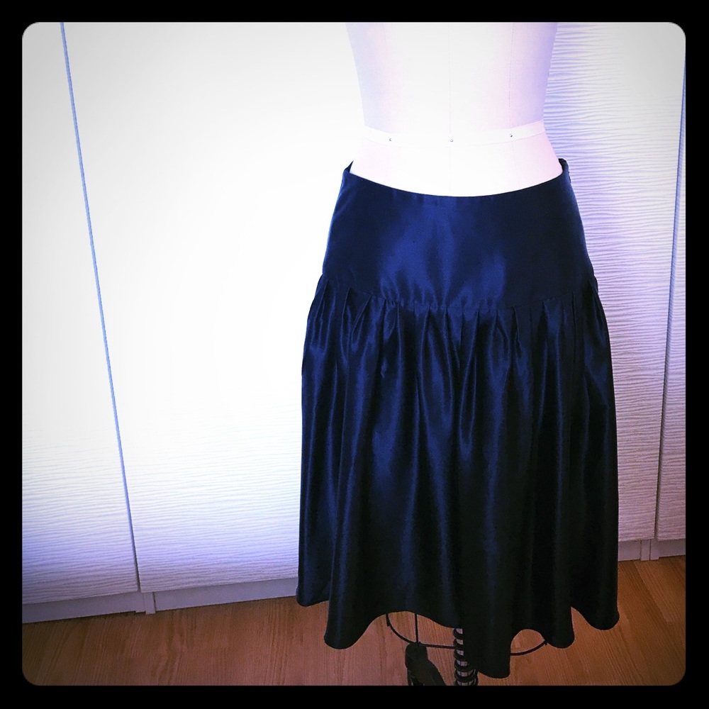 Beautiful Black Silk Skirt by Express-size 2